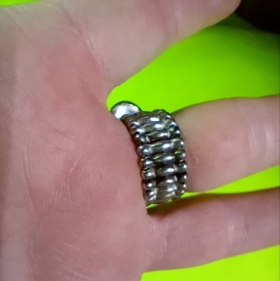 Silvertone amber color Rivoli flower 🌸 floral stretch adjustable ring - Picture 3 of 5